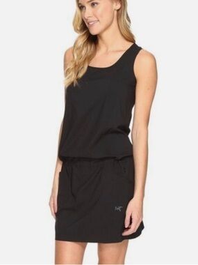 Arc'teryx Dress Women’s Medium Contenta Dress Lightweight Quick-drying